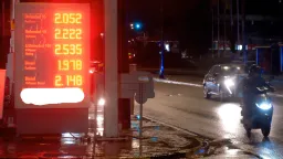 Greece among most expensive fuel markets in EU