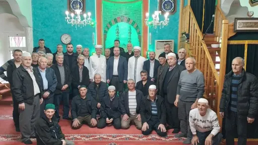 Turkish Consul General Aykut Ünal meets community members in İskeçe’s Kireççiler Village