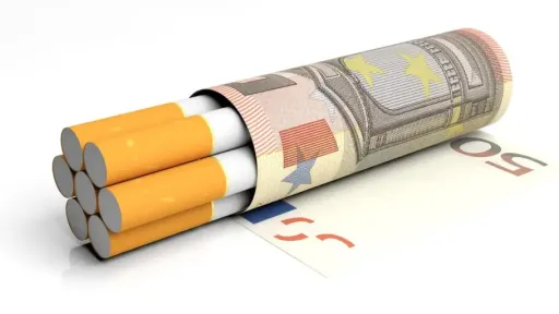 EU tax push could drive cigarette prices in Greece to €6.50 per pack