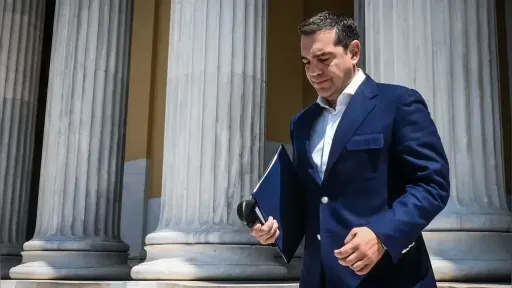 Tsipras accelerates plans for new left-wing party amid political pressure in Greece