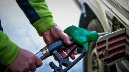 Greece extends fuel pass applications until April 30: Payment details and subsidy amounts