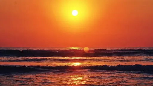 El Nino set to return by May, threatens to push global temperatures higher