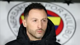 Fenerbahçe sack coach Tedesco after 3-0 loss to rivals Galatasaray