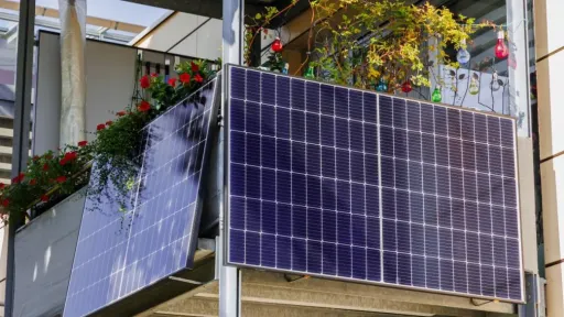 Greece to allow balcony solar panels for all under new renewable energy bill