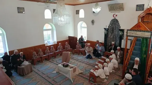 Sünnetçiköy Quran students celebrate completion ceremony in Western Thrace