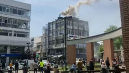 Fire breaks out in Central İskeçe, thick smoke covers city center