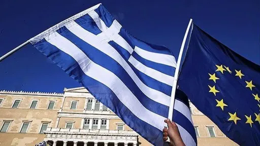 Greeks most distrustful of the European Union, survey finds