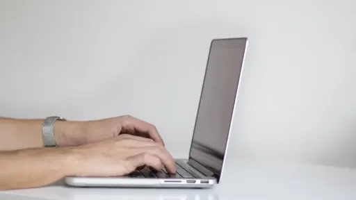 More than 42% of internet users in EU encounter hostile online messages in 2025: Eurostat