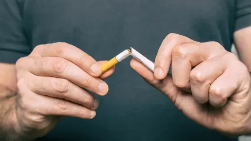 Study links smoking cessation to lower dementia risk