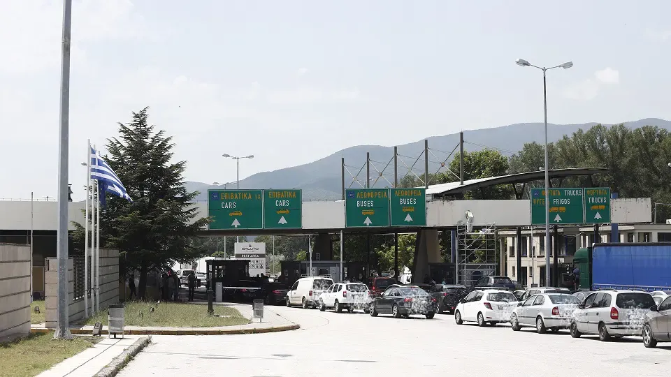 Queues form on North Macedonia border following biometric entry-exit rollout