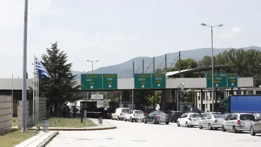 Queues form on North Macedonia border following biometric entry-exit rollout