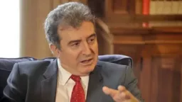Domestic violence reports fall 12% in Greece, minister says