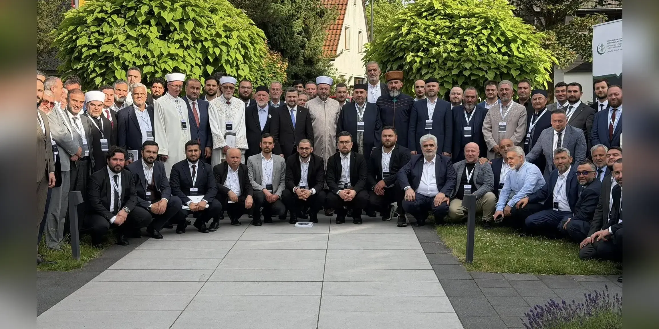 Muftis from Western Thrace ttend International Muslim Conference in Cologne