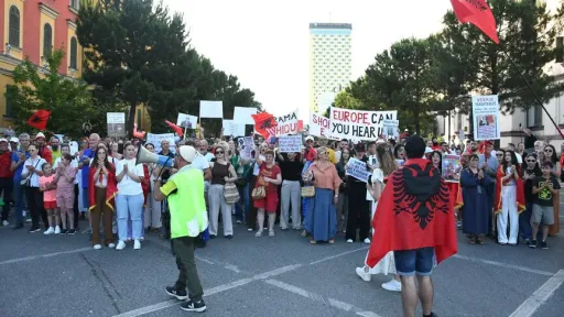 Protests against Zvernec tourism project in Albania continue on 16th consecutive day