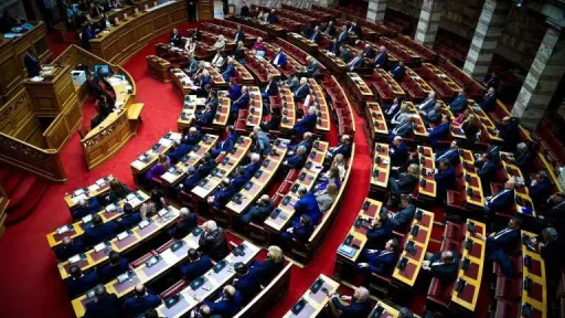 New Democracy maintains lead over Tsipras’ ELAS, poll shows