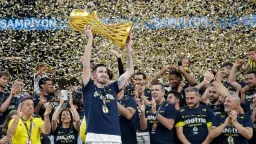 Fenerbahce Beko defeats Besiktas to claim 3rd straight league championship