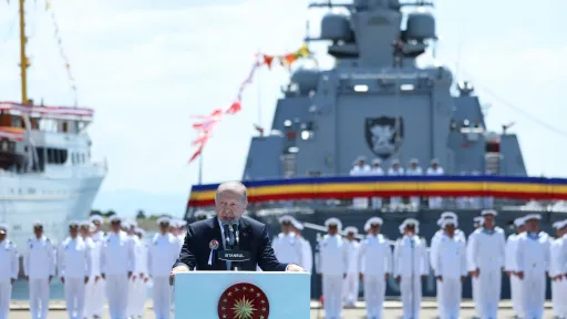 Türkiye receives 1,076 petitions in May as citizens call for military service for women