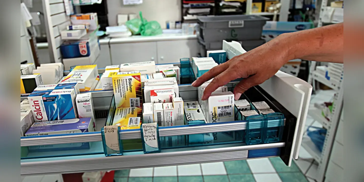 Pharmacists defend vaccinations in pharmacies as scientifically and legally valid