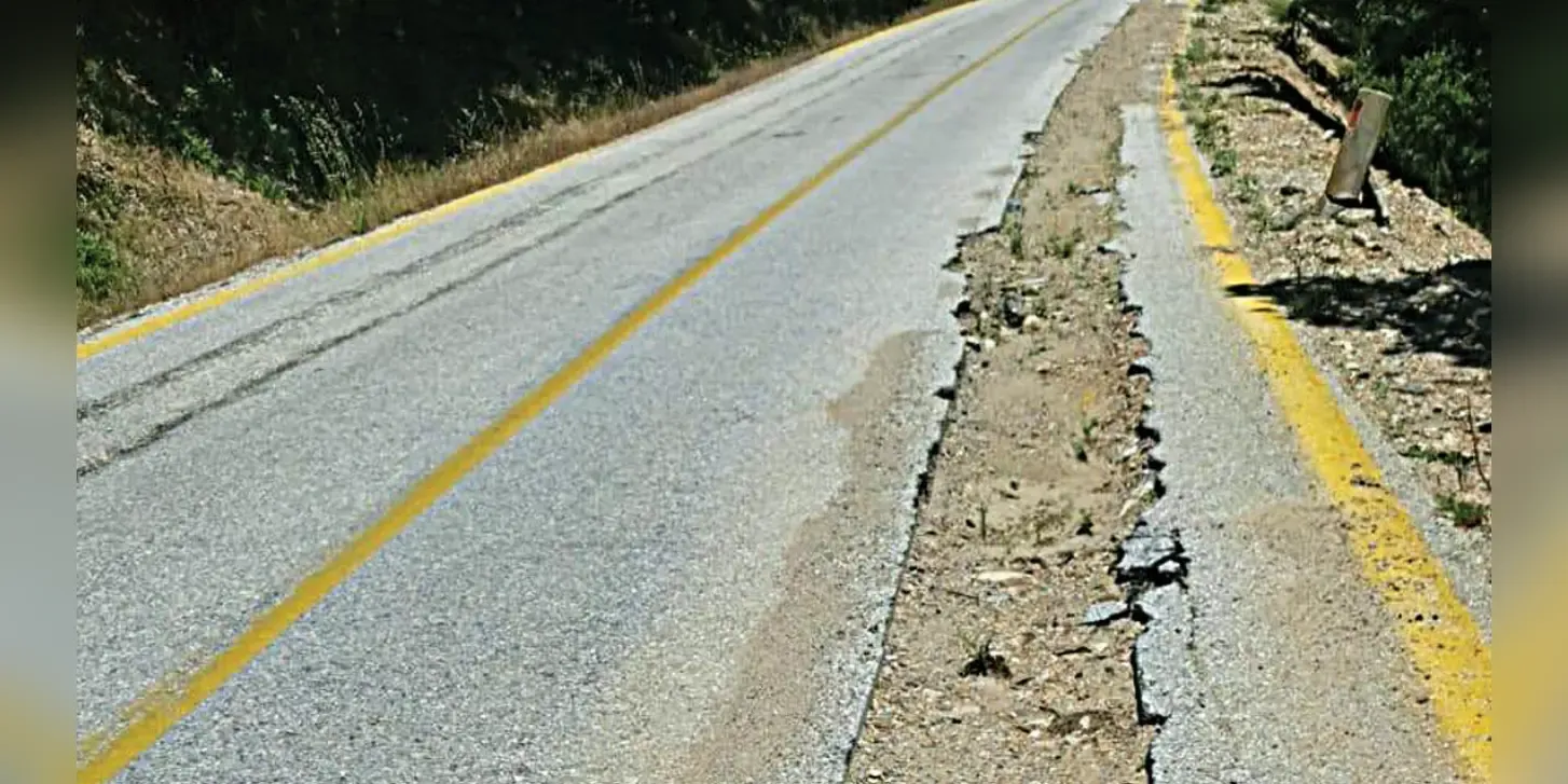 Kozlukebir Municipality calls for immediate repairs to regional road network