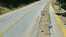 Kozlukebir Municipality calls for immediate repairs to regional road network