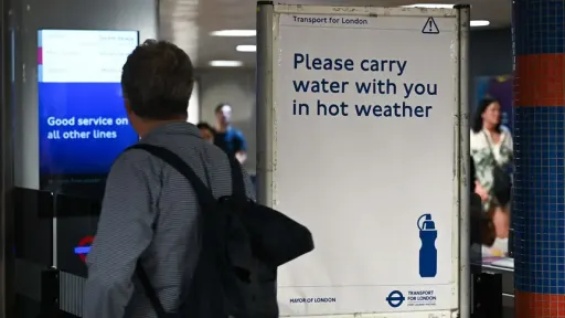 Heat wave death toll tops 280 across Europe as extreme temperatures persist