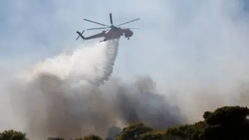 Firefighting helicopter crashes into Aoos Springs Lake, crew rescued
