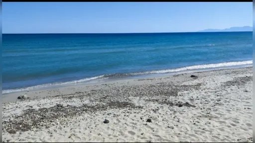 17-year-old revived after near-drowning at beach in Gümülcine