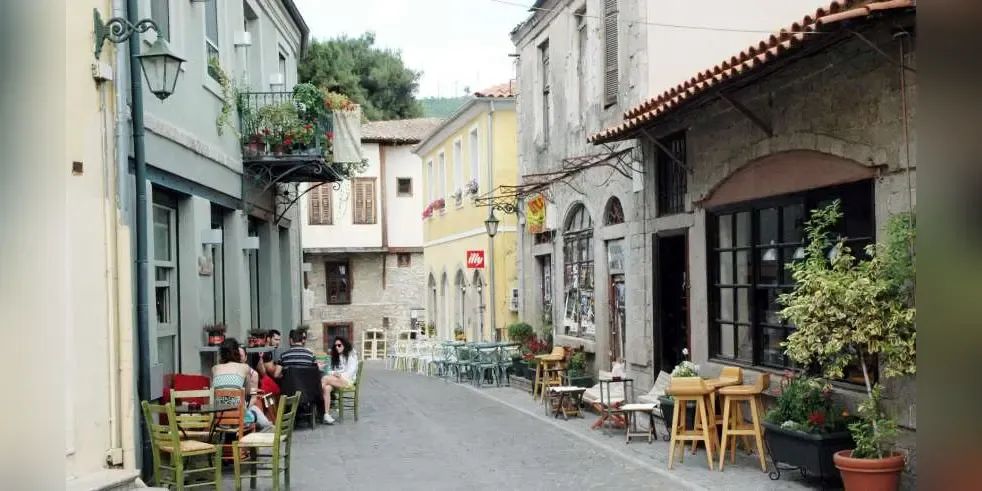 Romanian, Turkish and Bulgarian visitors drive tourism spending in Eastern Macedonia and Thrace