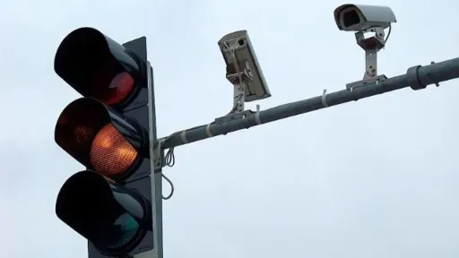 Nearly 400 new traffic cameras to monitor red-light violations across Greater Athens