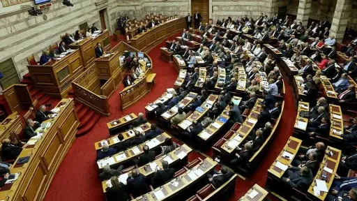 Study warns Greece’s growing laws are burdening governance
