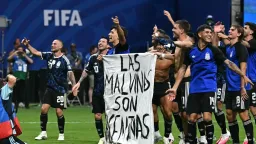 UK calls for FIFA investigation over Argentina's Falklands banner