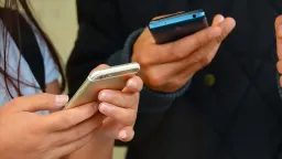 Mobile internet use rises sharply in Greece
