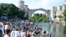 Mostar's centuries-old bridge diving tradition draws Balkan athletes, thousands of spectators