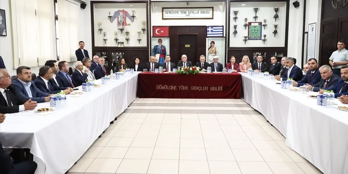 Turkish delegation meets with Western Thrace Turkish Minority representatives