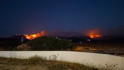 Four arrested over Paros landfill fire investigation