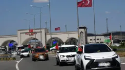 Turkish, int'l activists set out for Palestine by land