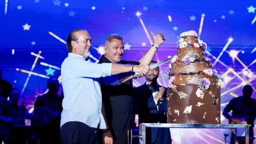 Antonis Remos champions Turkish-Greek friendship through music