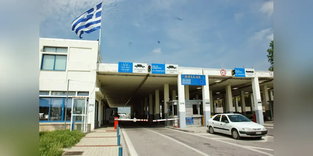 Greek customs seize drugs, weapons and exotic birds in first half of 2026 operations
