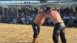 Seven-century-old Seçek wrestling tradition celebrated in Mehrikoz