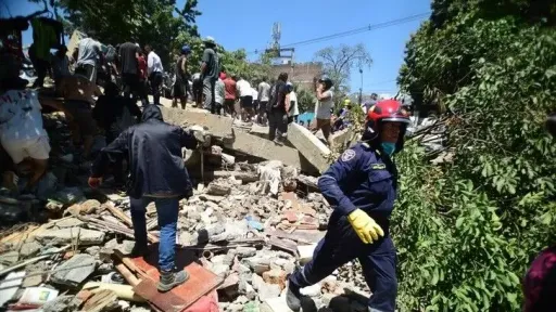 Colombia quake kills 132; Venezuela toll tops 6,300