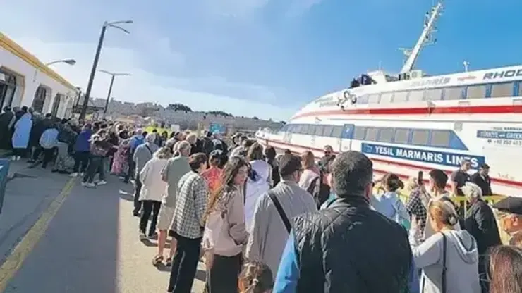 Turkish tourists drive surge in Greece’s eastern Aegean and Dodecanese islands
