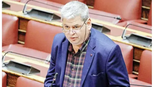Zeybek accuses Mitsotakis government of creating ‘virtual reality’ for farmers