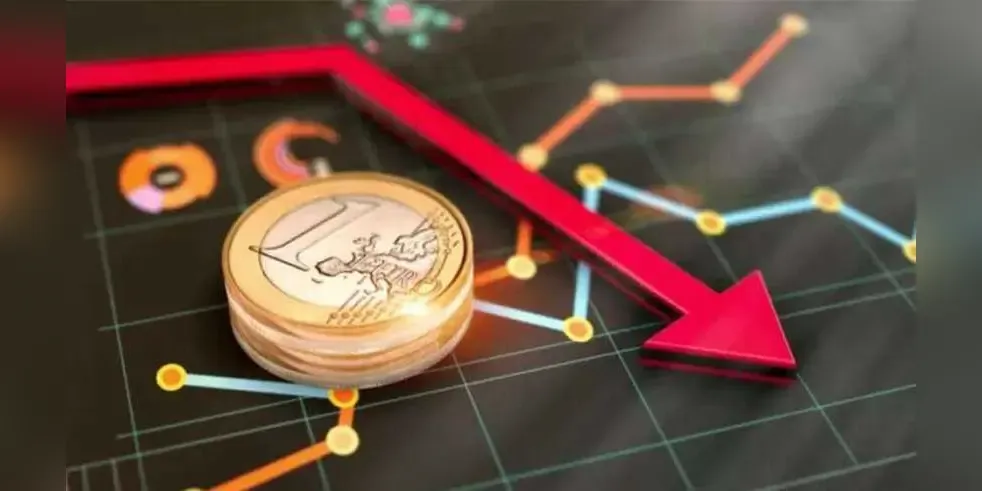 Inflation falls to 2.7% in Greece in July as eurozone rate rises to 2.9%