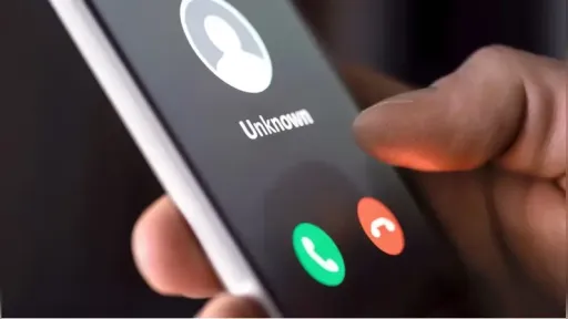Missed-call scam targets phone users with expensive international numbers