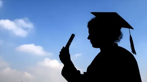 Women earn most higher education degrees in EU