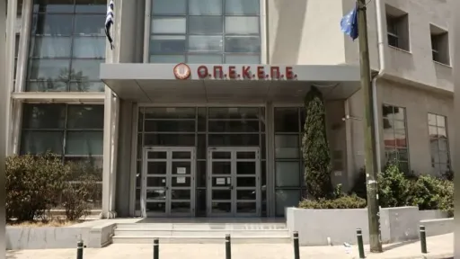 Zeybek attacks Schoinas over OPEKEPE payment crisis warning