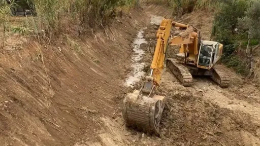 Greece orders local authorities to accelerate flood protection measures ahead of winter