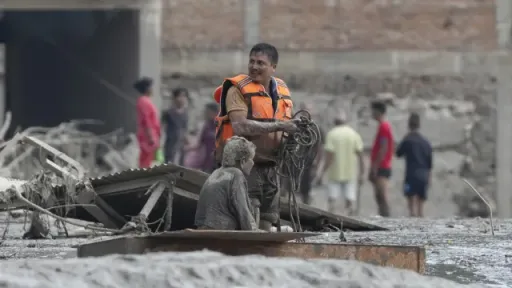 Nepal and China search for more than 3,000 missing after floods
