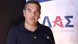 Tsipras targets Mitsotakis as sole political rival