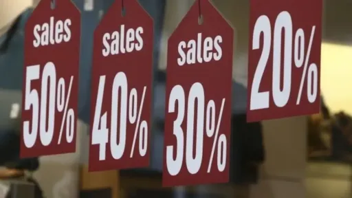 Summer sales end on weak note, six in 10 retailers report lower turnover